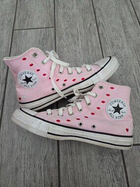 Converse Chuck Taylor All Star Cherry Blossom Pink Heart High Top Sneakers 7.5
